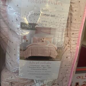 Madison Park Celestial Pink Twin Comforter Set